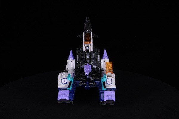 January Legends Series Official Photos   LG58 Clone Bots, LG59 Blitzwing, LG60 Overlord 044 (44 of 121)